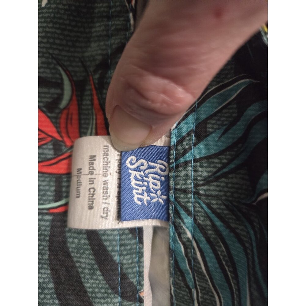 Rip Skirt Hawaiian Size Medium Floral Vintage True Wrap Length 2 Bali Jungle - Picture 2 of 9